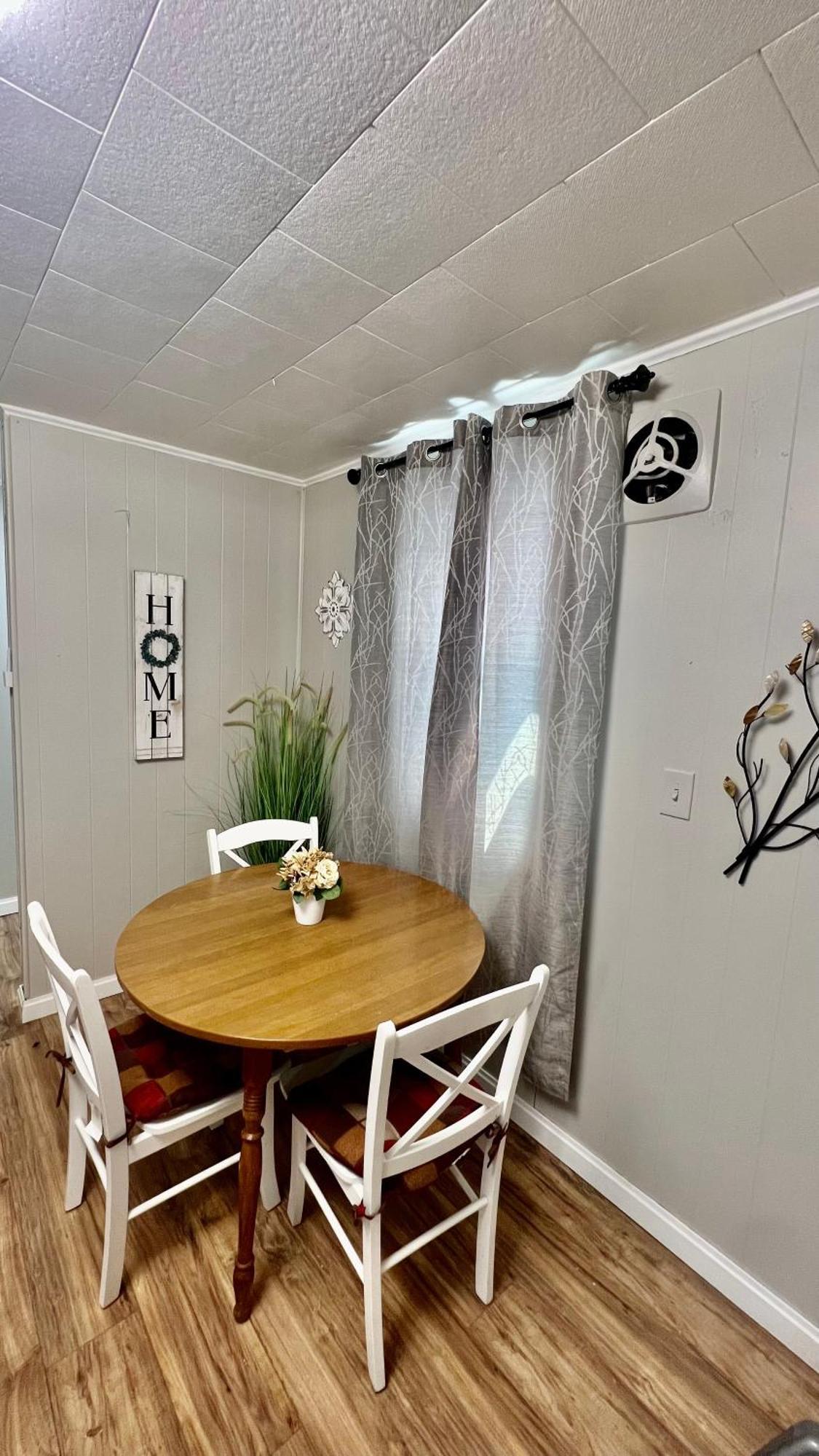 Cozy Buffalo Home-Sleeps 3 Lackawanna エクステリア 写真